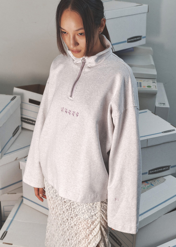 Catalogue Sweatshirt ~ Pale Grey