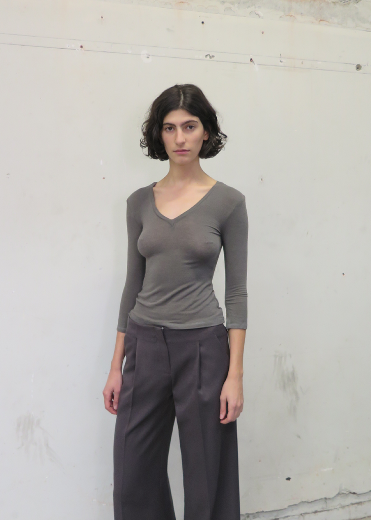 Assume V-Neck ~ Pumice