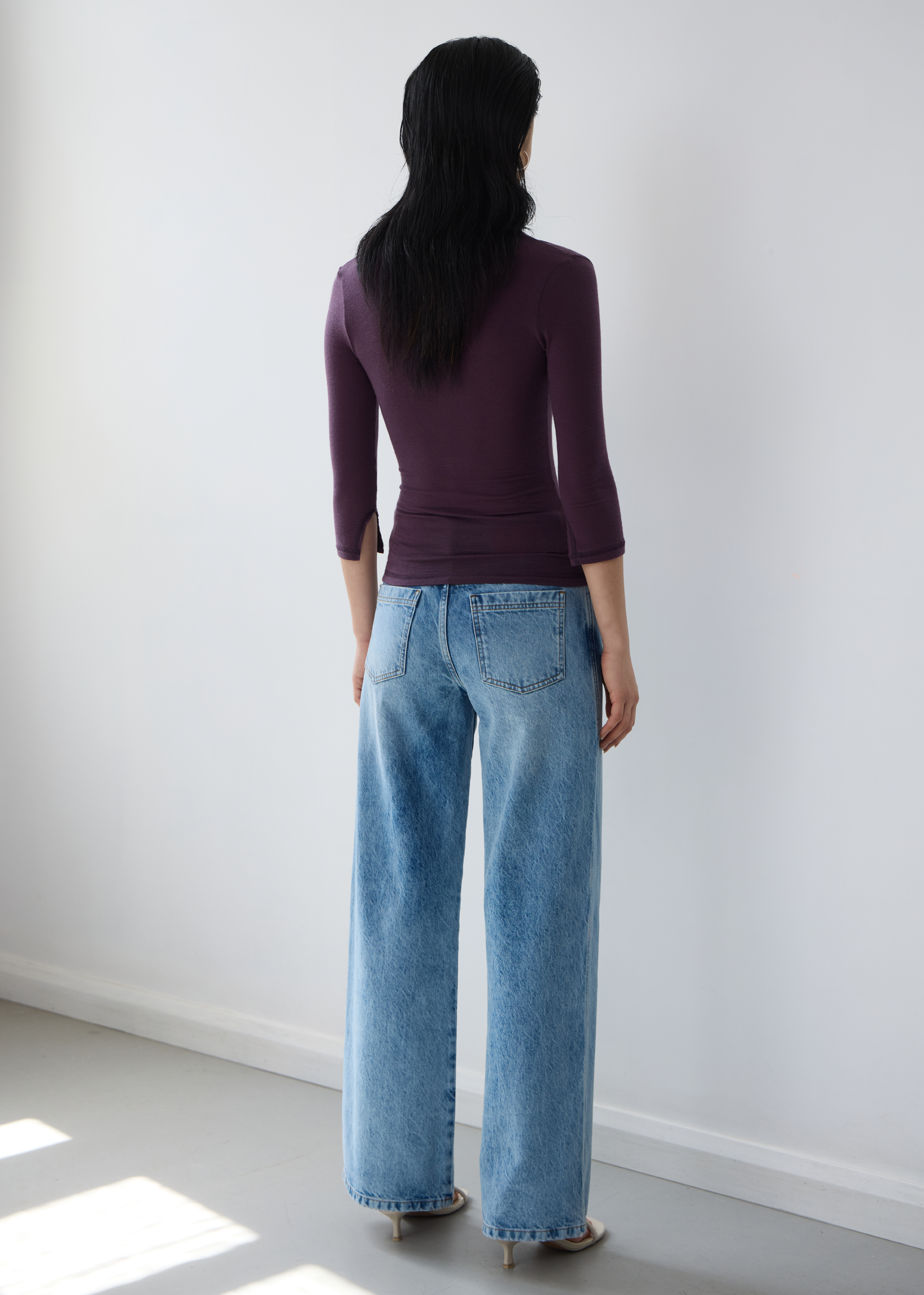 Assume V-Neck ~ Purple