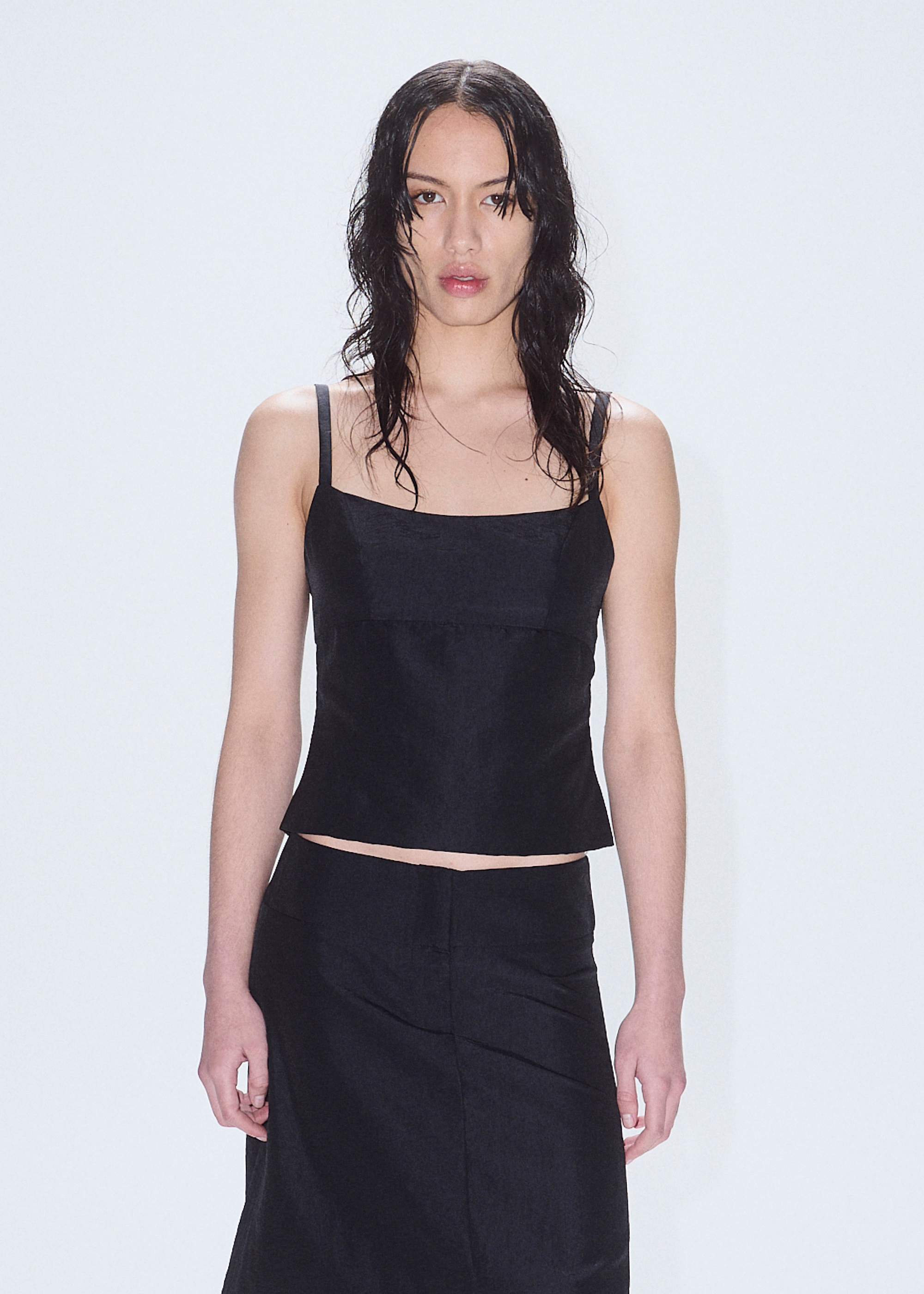 Refract Singlet ~ Black