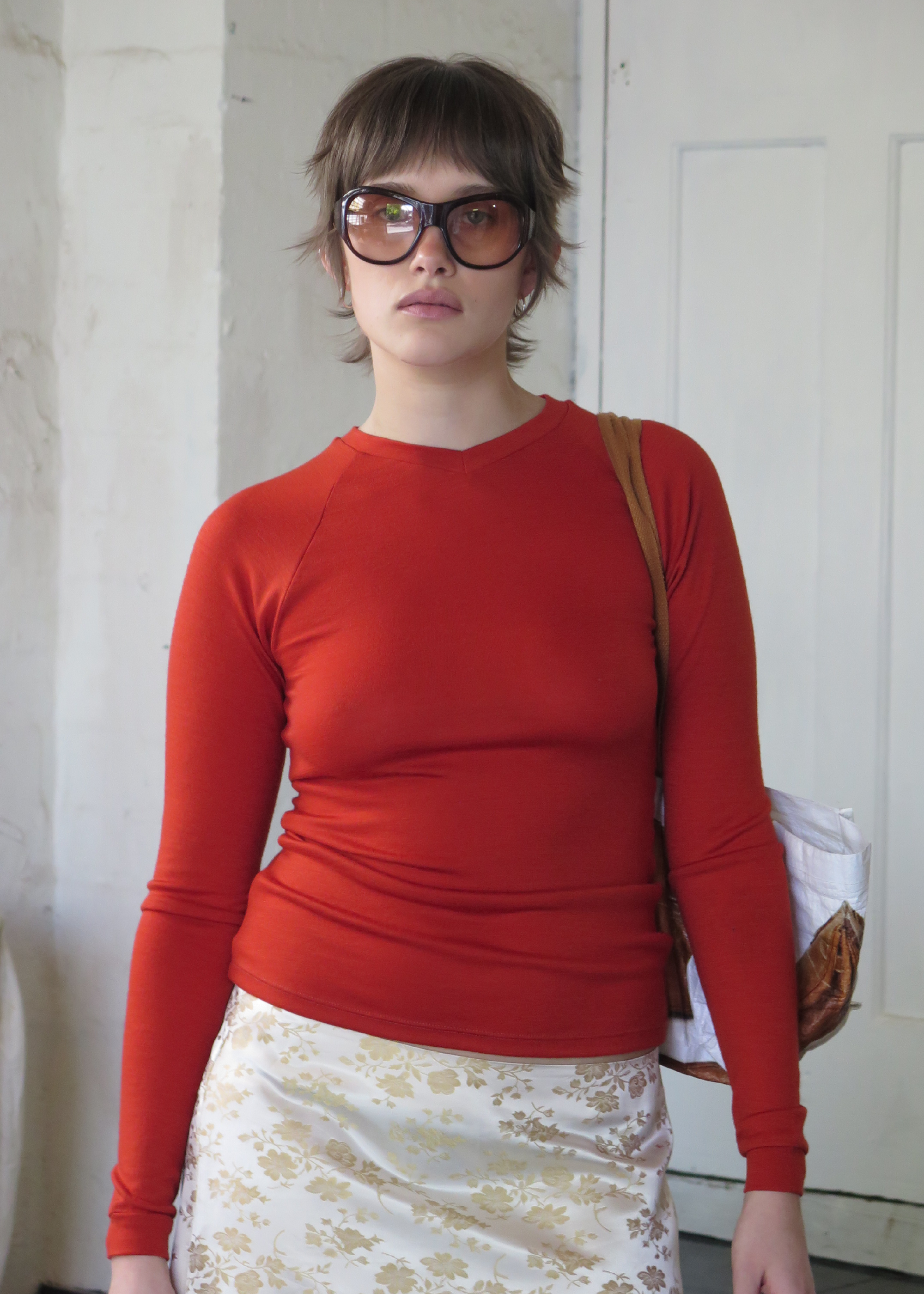 Beam V-Neck Wool Top ~ Warm Red