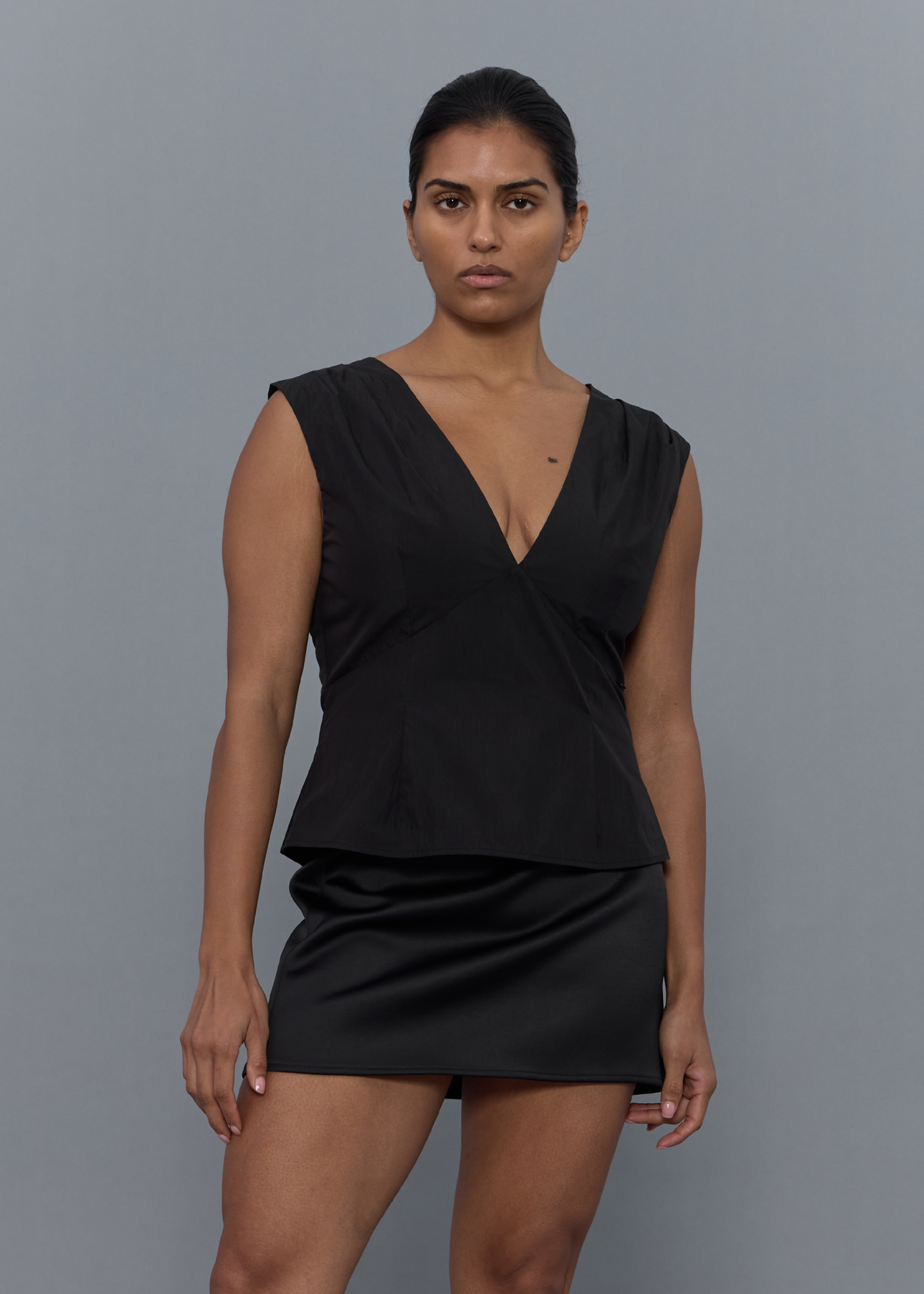 Pillar Top ~ Black