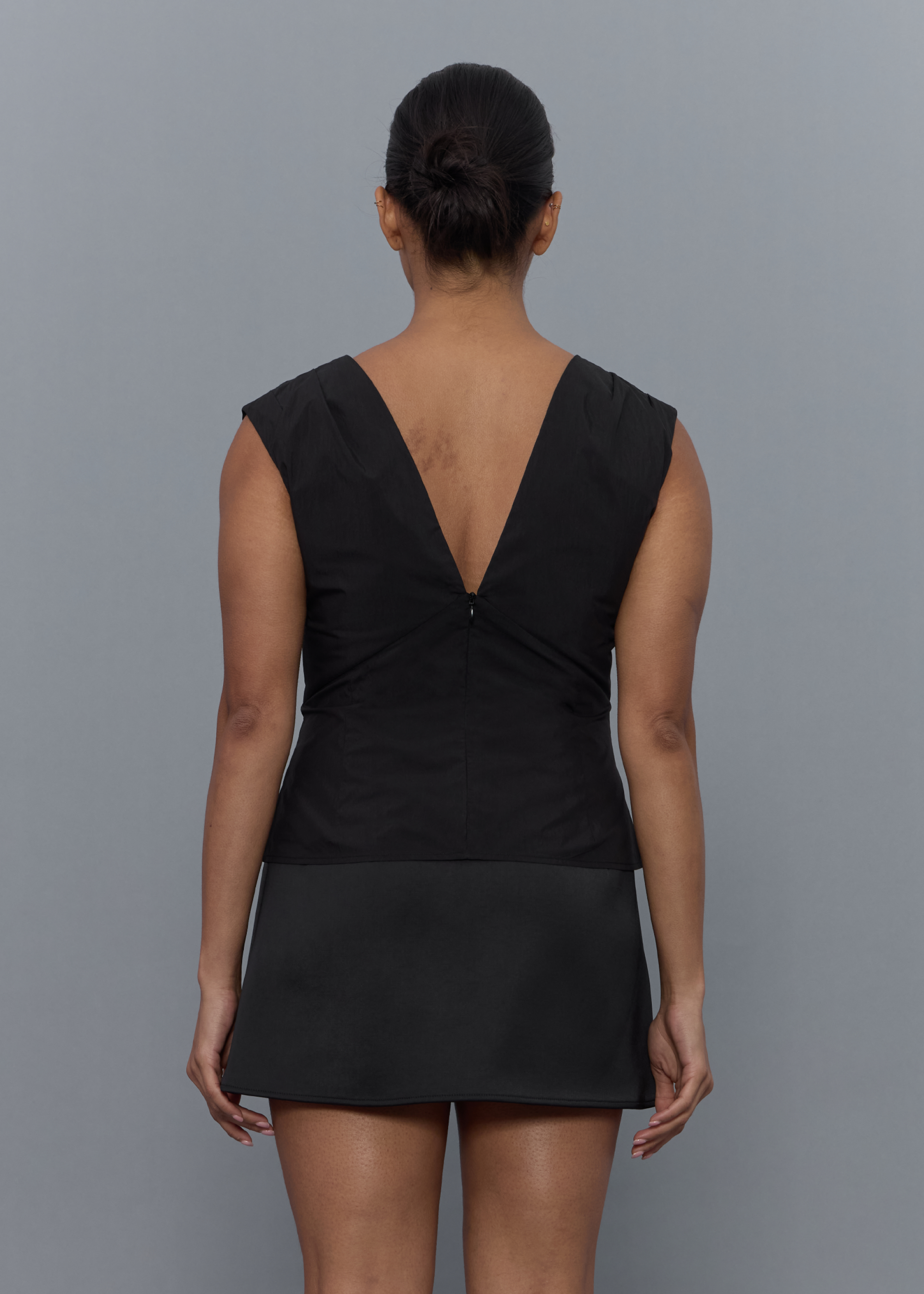 Pillar Top ~ Black