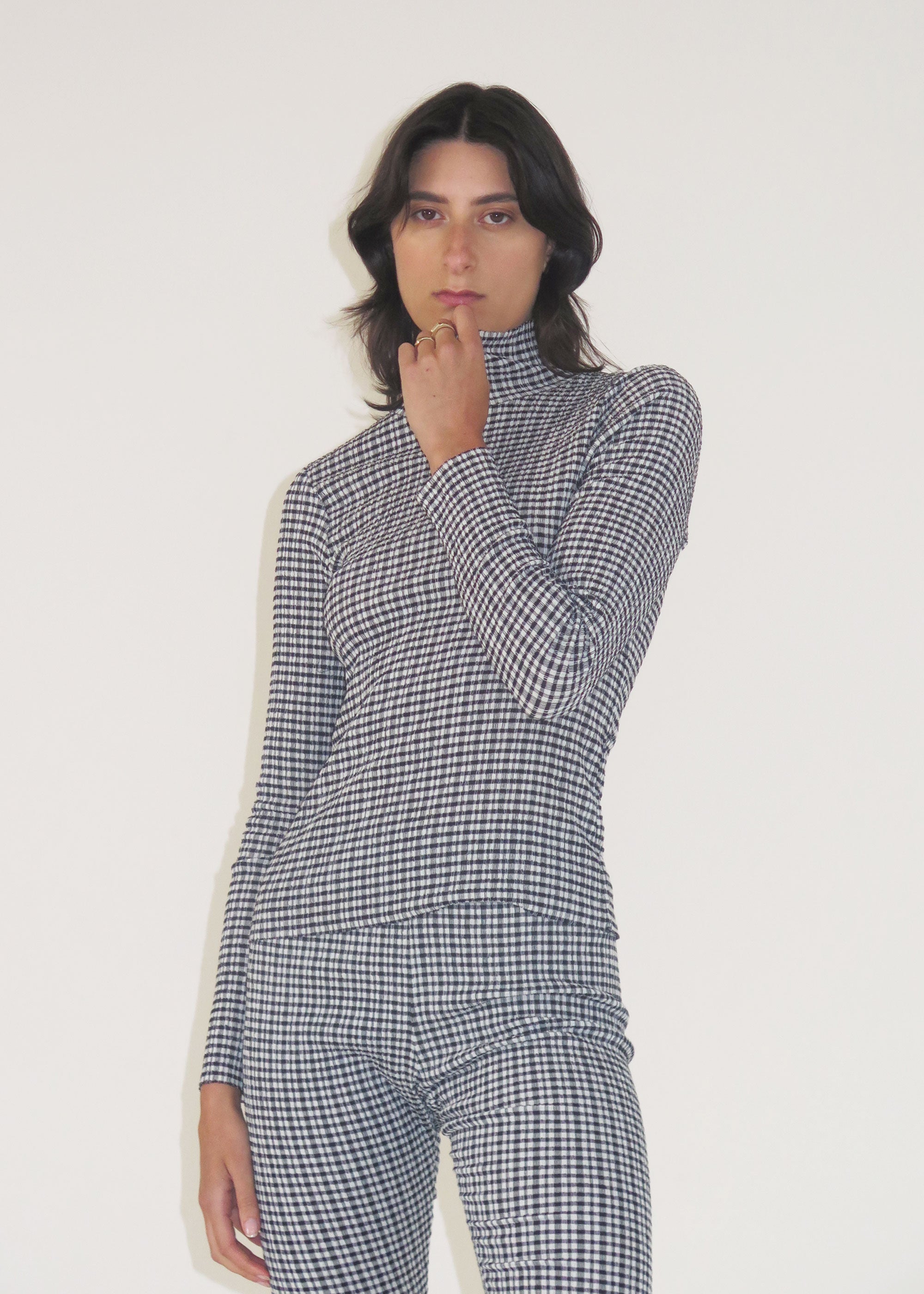 Metaphor Turtleneck ~ Mono