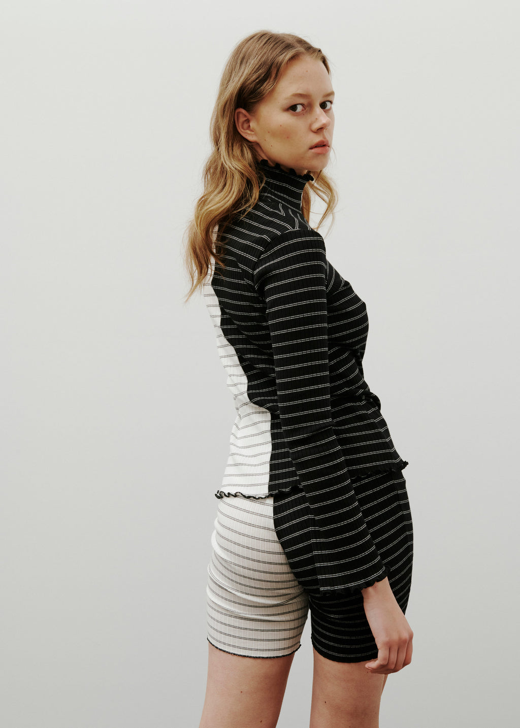 Duality Turtleneck