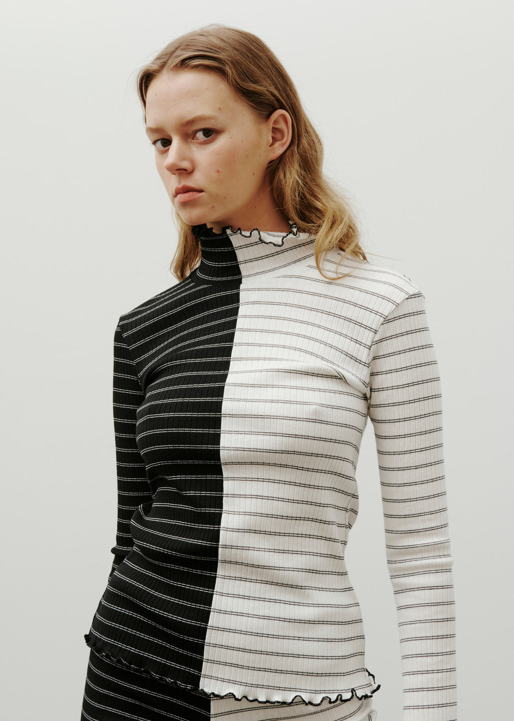 Duality Turtleneck
