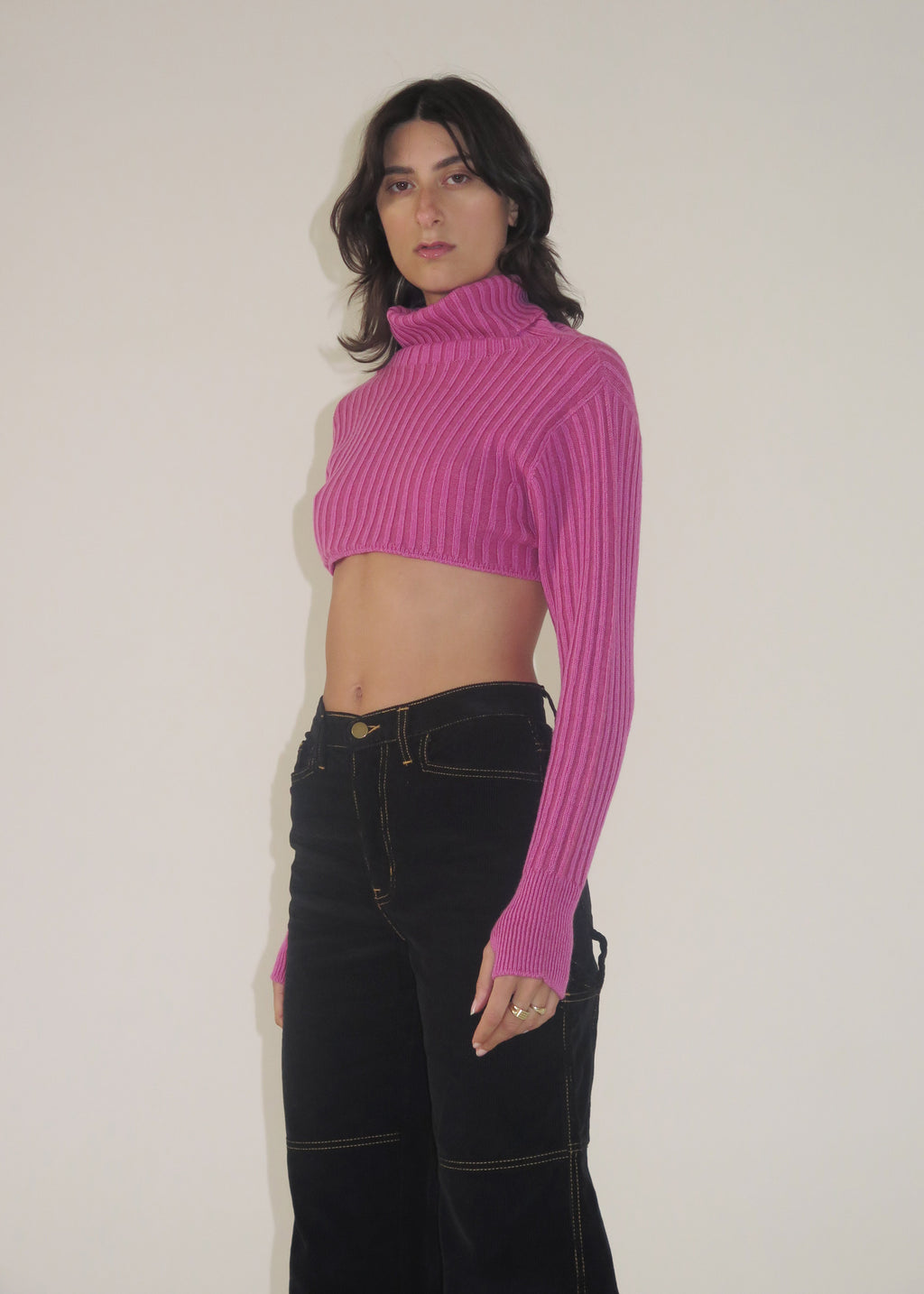 Static Knitted Turtleneck ~ Pink